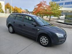 Grå Begagnad 2006 Ford Focus S Kombi | 18 500 kr (Bra pris)