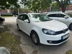 Vit Begagnad 2012 VW Golf VII Kombi | 62 000 kr (Marknadspris)