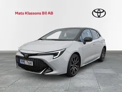Grå Begagnad 2023 Toyota Corolla Hybrid Sport Halvkombi | 339 000 kr (Lite dyr)