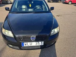 Svart Begagnad 2005 Volvo V50 Summum Kombi | 38 000 kr (Marknadspris)
