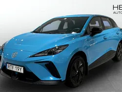 Blå (blue) Begagnad 2023 MG MG4 EV Halvkombi | 249 900 kr