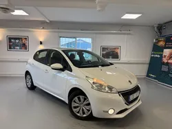 Vit Begagnad 2013 Peugeot 208 Halvkombi | 59 900 kr (Lite dyr)