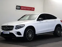 Vit (polarvit) Begagnad 2018 Mercedes GLC220 AMG line Sportkupé | 339 000 kr (Bra pris)