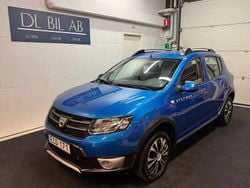 Ljusblå (blå) Begagnad 2014 Dacia Sandero Stepway Kombi | 49 900 kr (Marknadspris)