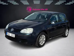 Mörkgrå Begagnad 2005 VW Golf IV Trendline Halvkombi | 37 900 kr (Marknadspris)