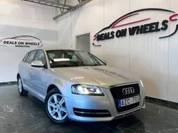 Silver Begagnad 2012 Audi A3 Sportback Attraction Halvkombi | 89 900 kr (Marknadspris)