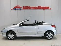 Grå samma som bilen Begagnad 2004 Peugeot 206 CC Cab | 29 900 kr (Marknadspris)