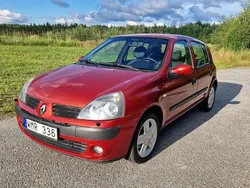Röd Begagnad 2005 Renault Clio R.S. Halvkombi | 34 000 kr (Marknadspris)