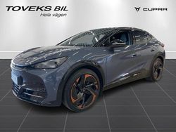 Mörkblå (tavascan blue metallic) Begagnad 2024 Cupra Tavascan VZ3 SUV | 579 900 kr (Marknadspris)