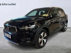 Svart Begagnad 2021 Volvo XC40 SUV | 279 900 kr (Superpris)