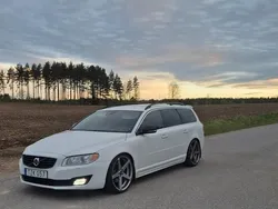 Vit Begagnad 2014 Volvo V70 Kombi | 139 900 kr (Lite dyr)