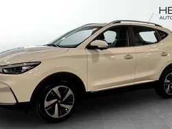 Vit (white) Begagnad 2022 MG ZS Luxury Sedan | 249 900 kr (Superpris)