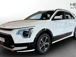 Vit (white) Begagnad 2024 Kia Niro SUV | 349 900 kr (Marknadspris)