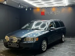 Blå Begagnad 2006 Volvo V70 Kombi | 39 900 kr (Lite dyr)