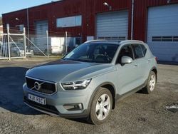 Grå Begagnad 2020 Volvo XC40 Momentum SUV | 284 900 kr (Bra pris)