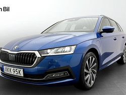 Blå (race blue metallic) Begagnad 2023 Skoda Octavia Kombi | 319 900 kr (Marknadspris)