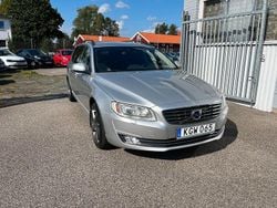 Silver (silver metallic ) Begagnad 2014 Volvo V70 Momentum Kombi | 119 900 kr (Lite dyr)