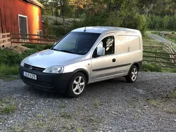 Grå Begagnad 2008 Opel Combo Minibuss | 25 000 kr (Marknadspris)