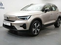 Ljusgrå Begagnad 2022 Volvo XC40 Core SUV | 324 500 kr