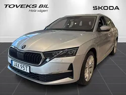 Silver (brilliant silver metallic) Ny 2025 Skoda Octavia Kombi | 348 900 kr (Bra pris)