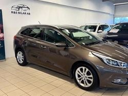 Ljusbrun (brun) Begagnad 2013 Kia Ceed Sportswagon Comfort Kombi | 79 900 kr (Marknadspris)