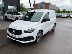 Vit Begagnad 2023 Mercedes Citan 110 Van | 237 375 kr (Marknadspris)