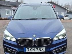 Blå Begagnad 2016 BMW 220 Gran Tourer Luxury Line Minibuss | 160 000 kr