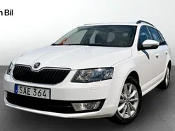 Vit Begagnad 2016 Skoda Octavia Kombi | 169 500 kr (Marknadspris)