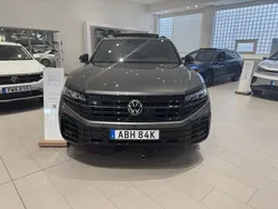 Grå Ny 2025 VW Touareg R SUV | 1 135 700 kr (Lite dyr)