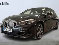 Svart Begagnad 2023 BMW 118 M Sport Halvkombi | 279 900 kr (Marknadspris)