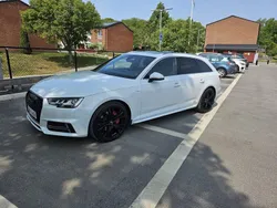 Vit Begagnad 2016 Audi A4 Kombi | 249 900 kr