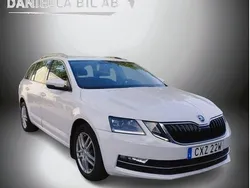 Vit Begagnad 2019 Skoda Octavia G-TEC Style Kombi | 119 999 kr (Marknadspris)