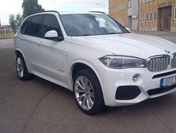 Vit Begagnad 2017 BMW X5 M Sport SUV | 314 900 kr (Superpris)