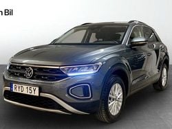 Mörkgrå Begagnad 2022 VW T-Roc Life SUV | 219 900 kr (Marknadspris)