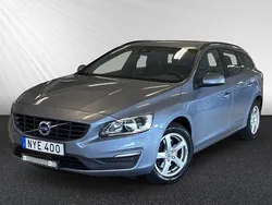 Ljusblå Begagnad 2018 Volvo V60 Standard Kombi | 209 900 kr (Bra pris)