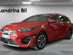 Röd (infra röd metallic) Begagnad 2022 Kia Ceed Sportswagon Advance Kombi | 249 000 kr (Marknadspris)