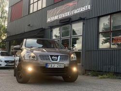 Ljusbrun Begagnad 2009 Nissan Qashqai SUV | 34 900 kr (Marknadspris)