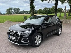 Svart Begagnad 2019 Audi Q3 Advanced SUV | 265 000 kr (Lite dyr)