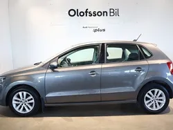 Grå Begagnad 2012 VW Polo Halvkombi | 69 000 kr (Marknadspris)