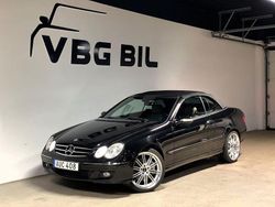 Svart Begagnad 2006 Mercedes CLK320 Avantgarde Cab | 134 900 kr