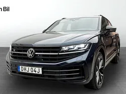 Mörkblå Begagnad 2024 VW Touareg R SUV | 949 900 kr (Dyr)