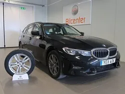 BMW 330e