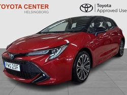 Röd Begagnad 2019 Toyota Corolla Hybrid Style Halvkombi | 214 500 kr (Marknadspris)