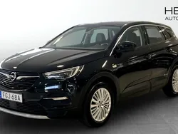 Svart (black) Begagnad 2019 Opel Grandland X Dynamic SUV | 169 900 kr (Marknadspris)