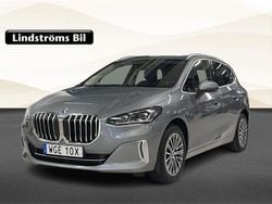 Grå Begagnad 2024 BMW 225 Luxury Line Kombi | 354 900 kr