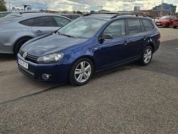 Blå Begagnad 2012 VW Golf VII Trendline Kombi | 28 500 kr (Marknadspris)