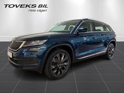 Mörkblå (lava blue metallic) Begagnad 2017 Skoda Kodiaq Style SUV | 199 900 kr (Marknadspris)