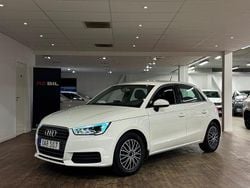 Vit Begagnad 2016 Audi A1 Sportback Sport Halvkombi | 129 900 kr (Marknadspris)