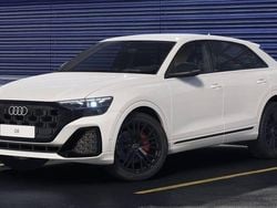 Vit Begagnad 2024 Audi Q8 S-Line SUV | 934 000 kr (Marknadspris)