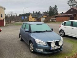 Grå Begagnad 2011 Skoda Fabia Ambiente Halvkombi | 37 500 kr (Bra pris)